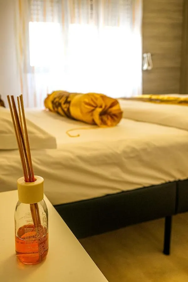 Guest house Hotel Albergo Lario Milan